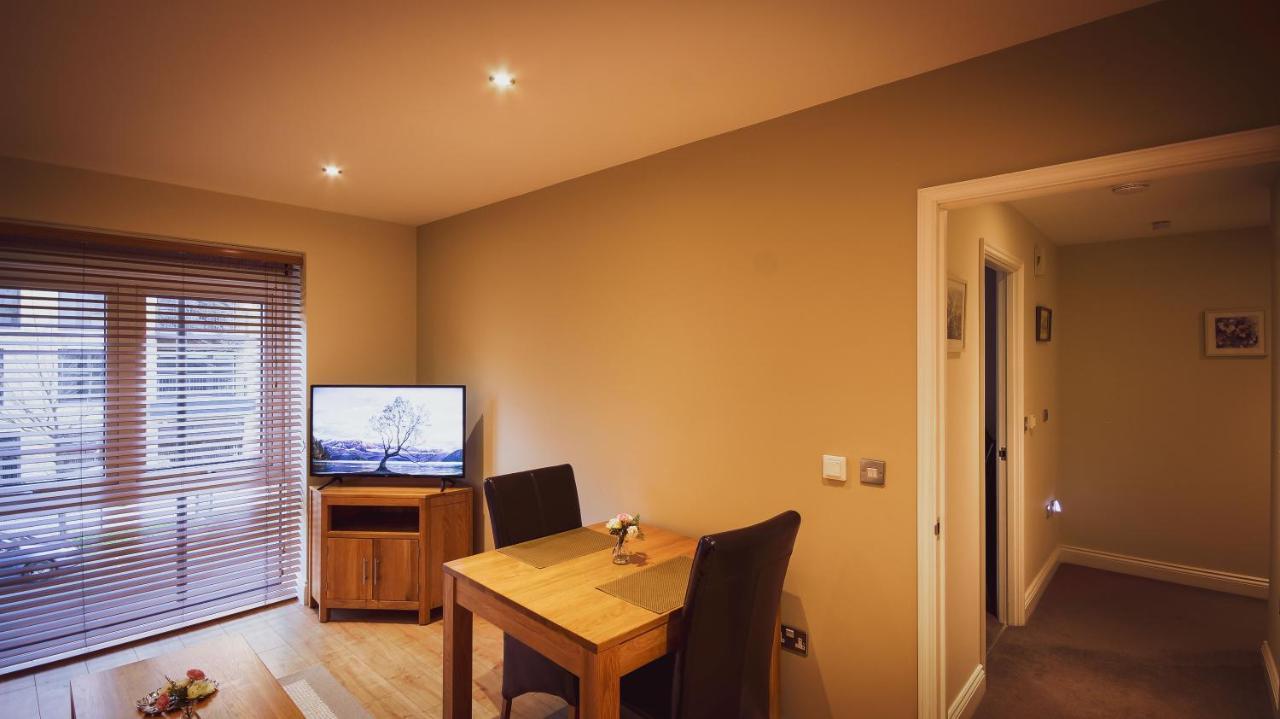 Superb City Center 1 Or 2 Bedroom Apts King Bed Southampton Eksteriør billede