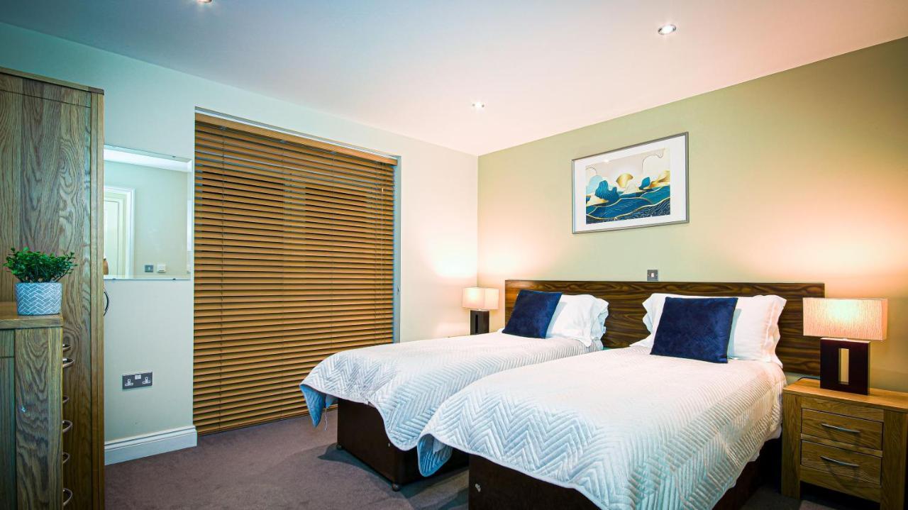 Superb City Center 1 Or 2 Bedroom Apts King Bed Southampton Eksteriør billede