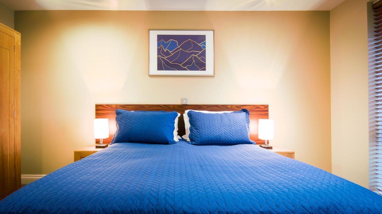 Superb City Center 1 Or 2 Bedroom Apts King Bed Southampton Eksteriør billede